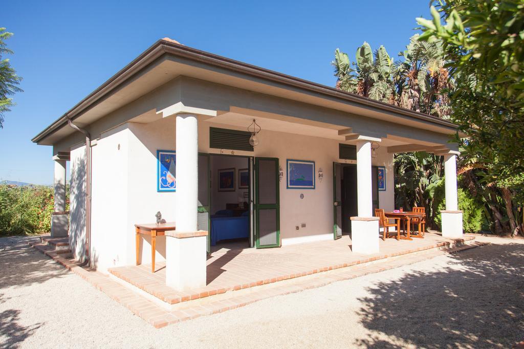 Villa Rosmarino Park Ito83084B59Cp6Px5J SantʼAgata di Militello Exterior foto