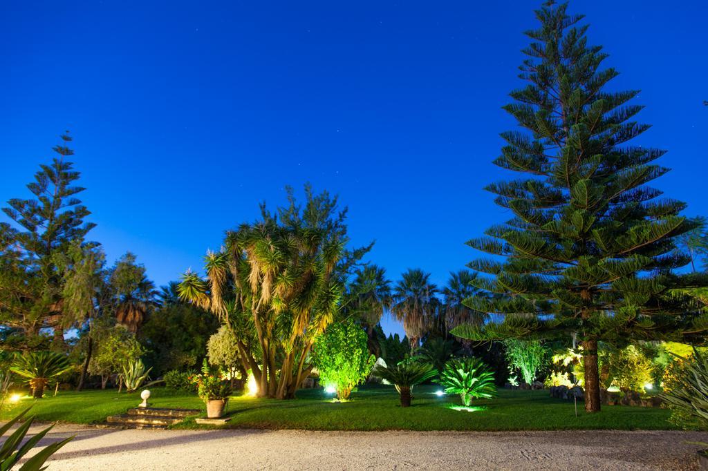 Villa Rosmarino Park Ito83084B59Cp6Px5J SantʼAgata di Militello Exterior foto